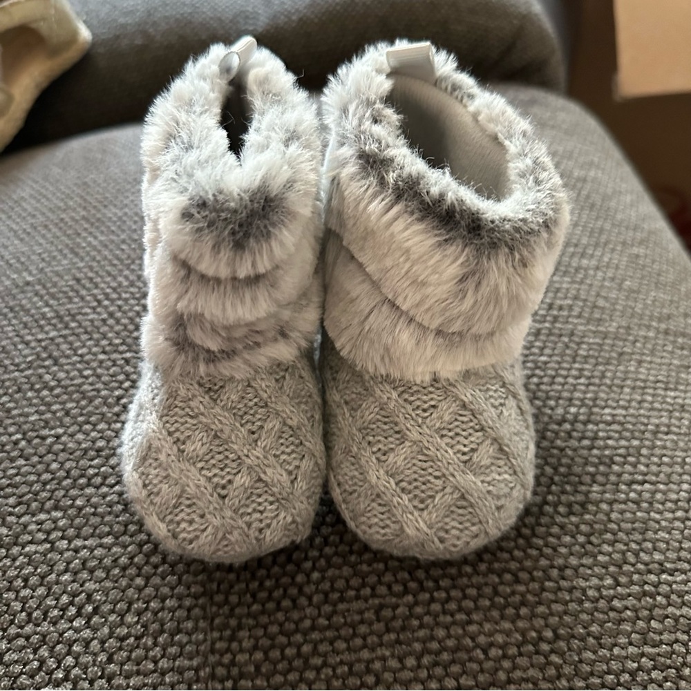 Baby Grey Fur Boots 6-9 months